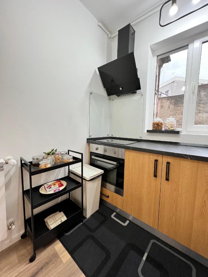 Hot Spot - Apartment - Sanador Victoriei Bukarest Eksteriør billede