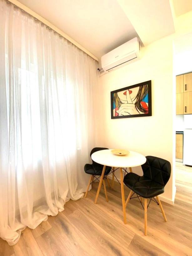 Hot Spot - Apartment - Sanador Victoriei Bukarest Eksteriør billede